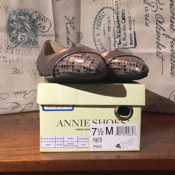 Never worn Annie pewter flat - Picture 4 of 4